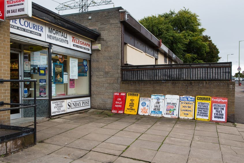Thieves raid Dundee newsagents for the second time Evening Telegraph