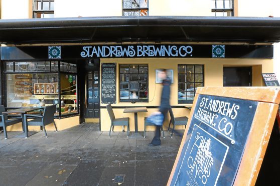 St Andrews Bar in South Street, Dundee