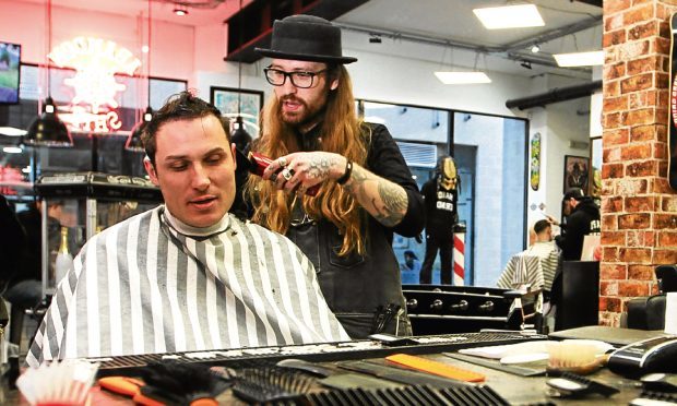 Barber Vincent Quinn in action