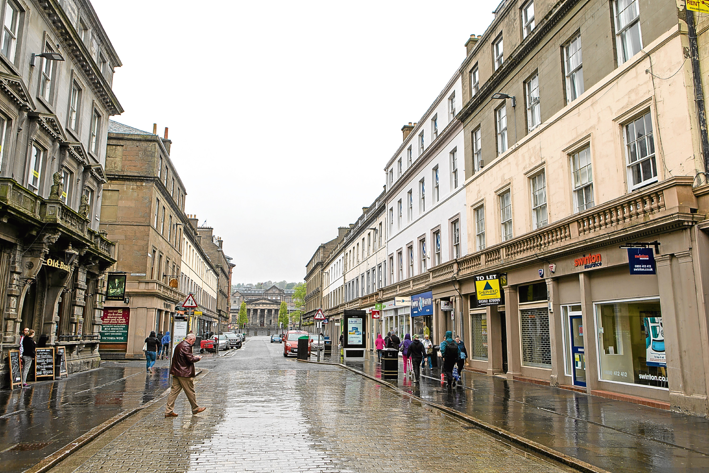 Dundee street to canvas for youths to express their artistic