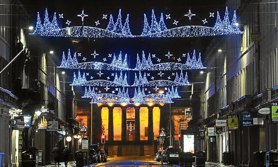 Dundee Christmas lights Council generous with splashing the cash on