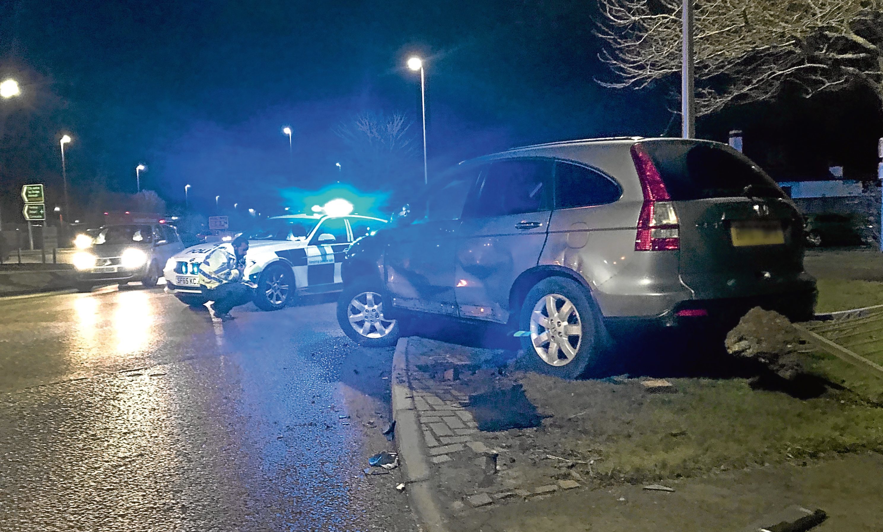 VIDEO Driver involved in rushhour collision with lorry on Kingsway