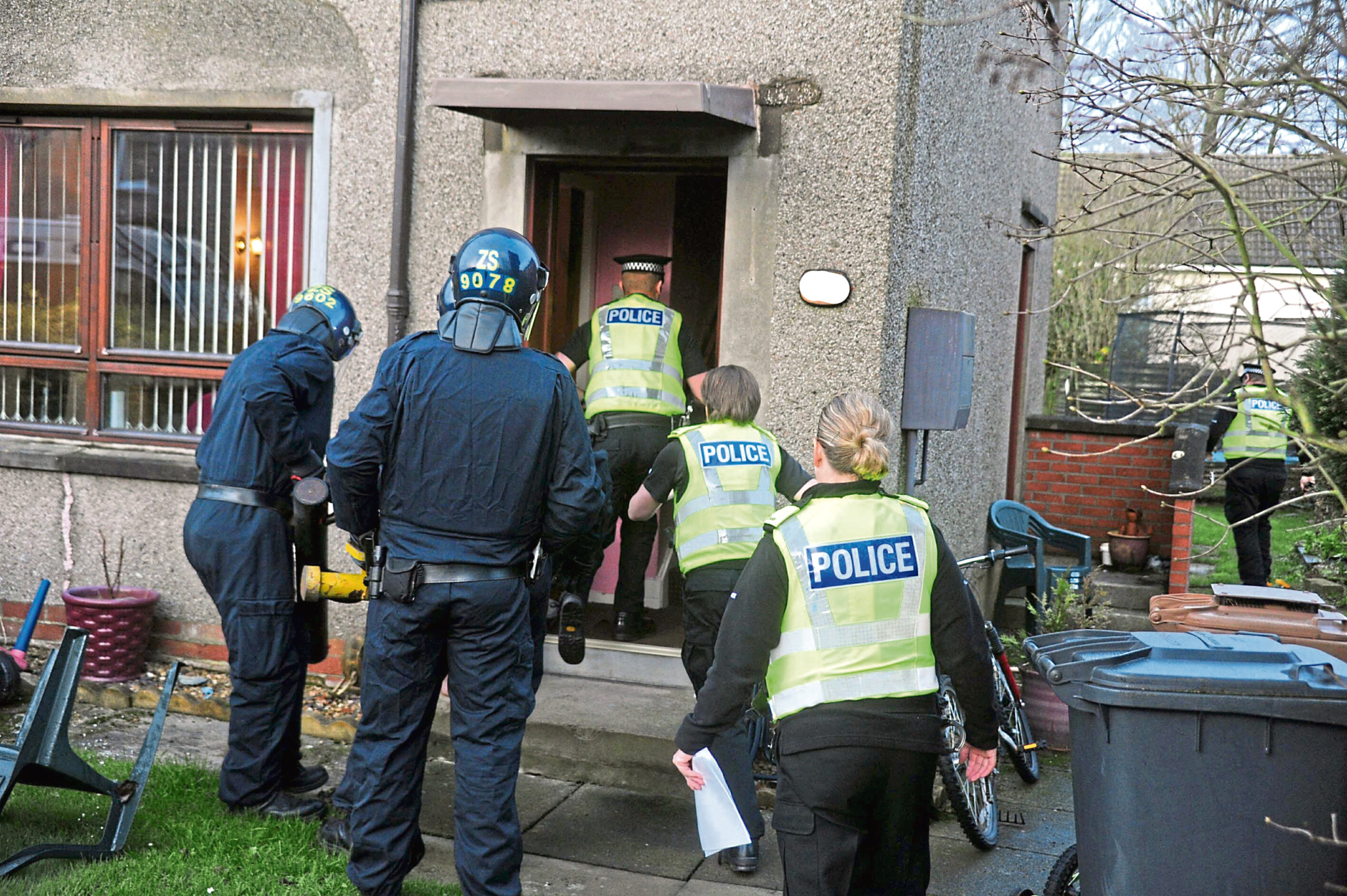 Dundee cop safety fears ‘If assaulting a police officer doesn’t mean