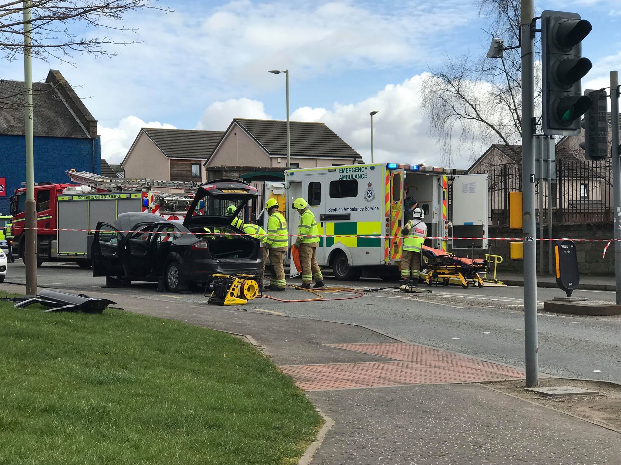 VIDEO UPDATE Dundee street closed after accident, with reports person trapped in vehicle
