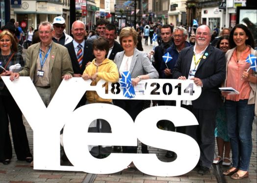 Nicola Sturgeon campaigning in Dundee for a Yes vote in 2014.