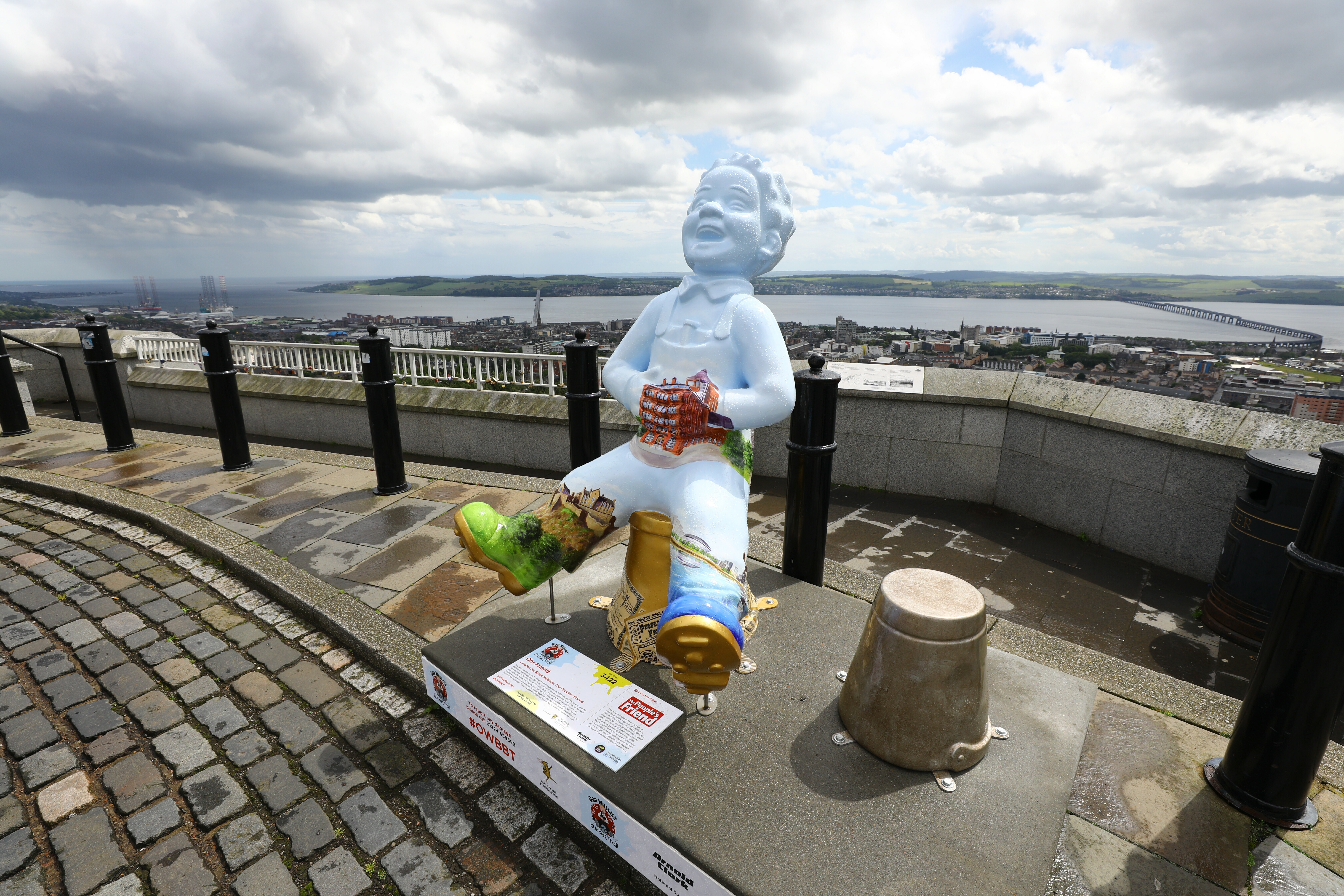 Runners see all the Oor Wullie Big Bucket Trail statues in Dundee in an