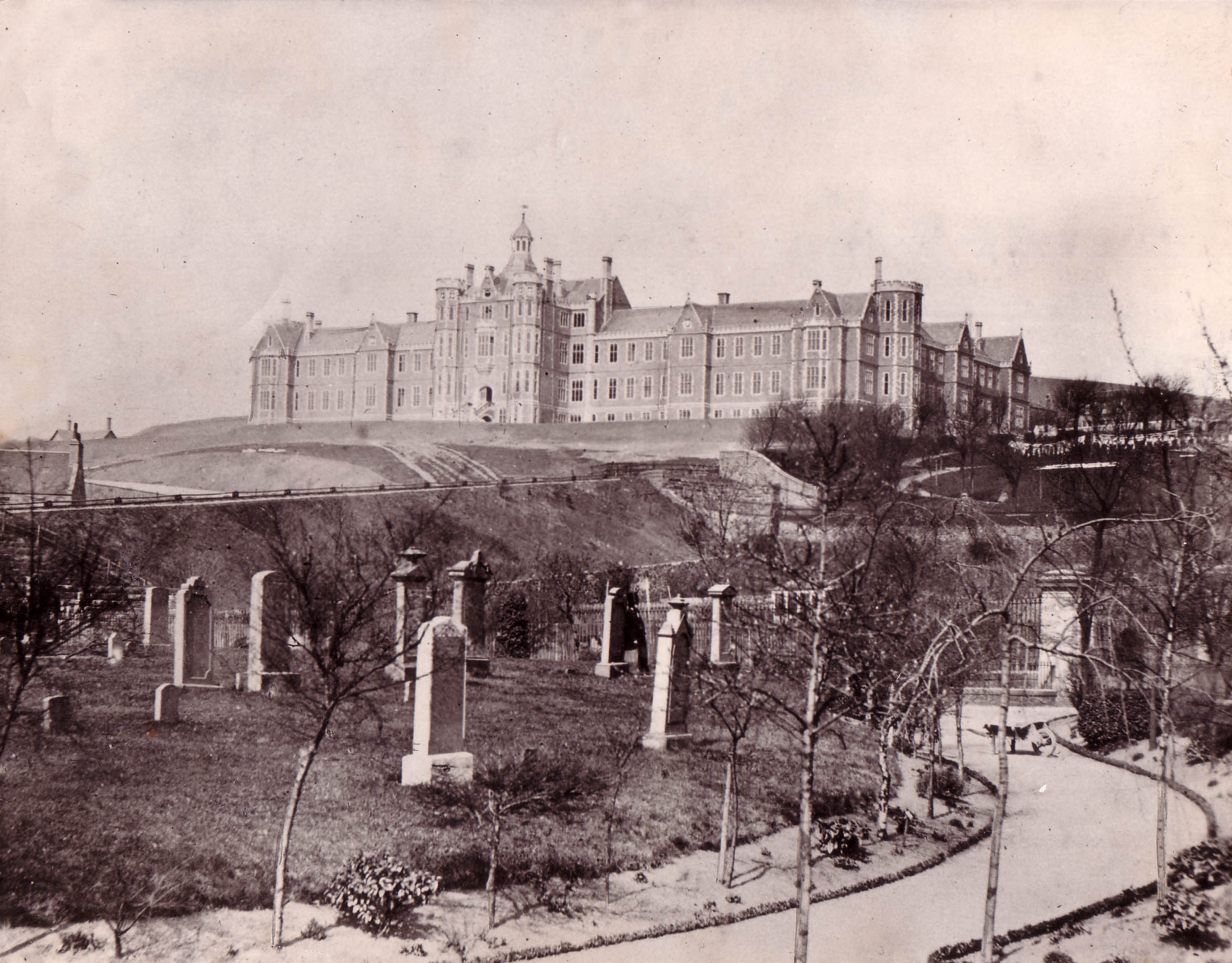 VIDEO Dundee hospital life throughout the years, from the DRI to