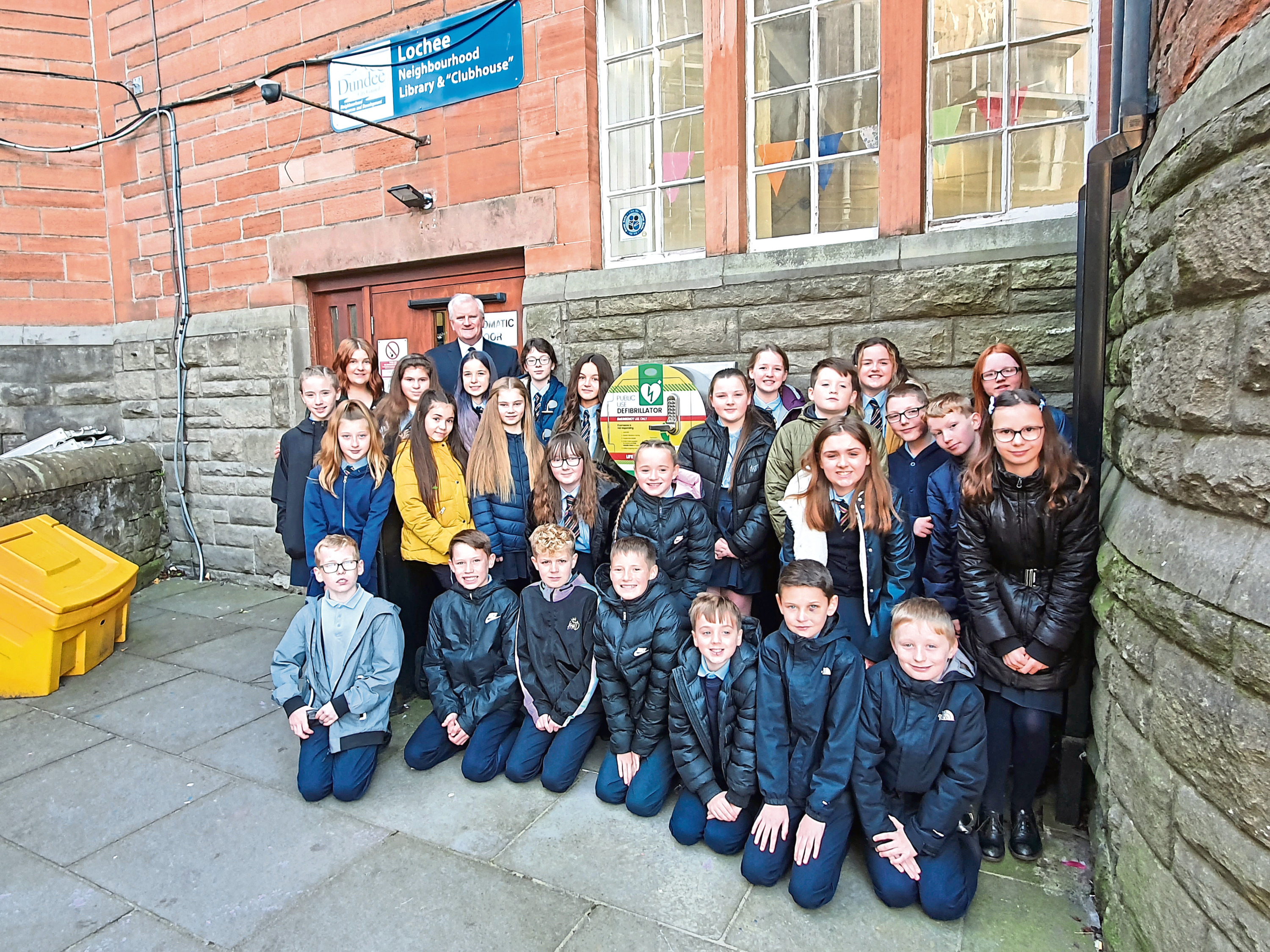 st-mary-s-primary-school-raises-cash-for-new-defibrillator-evening