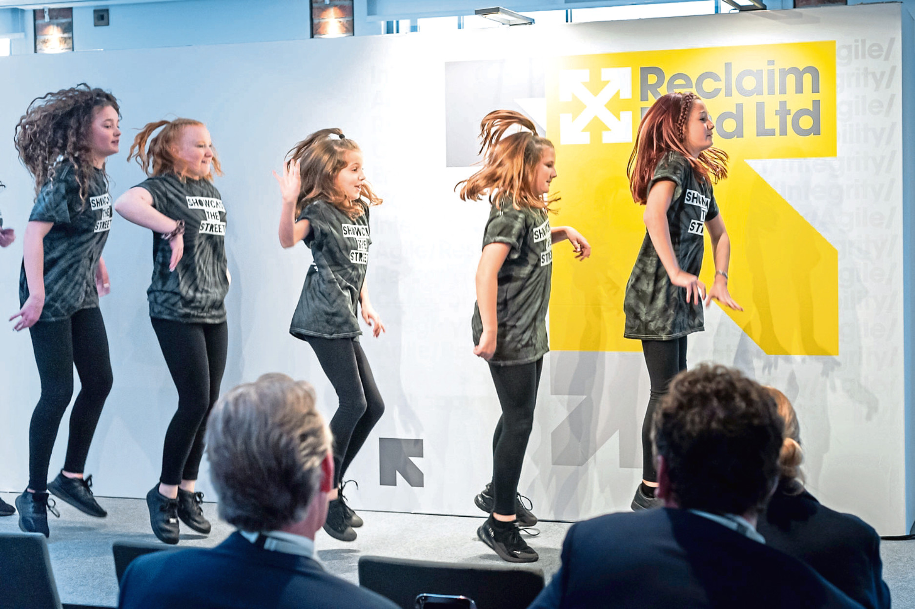Dundee dancing kids Showcase themselves during visit to London