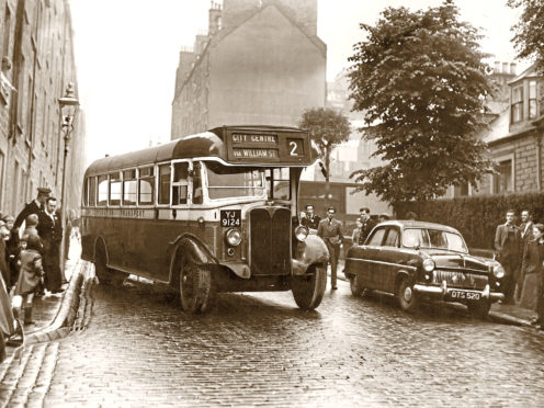 A Dundee Corporation bus in William Street in 1954.