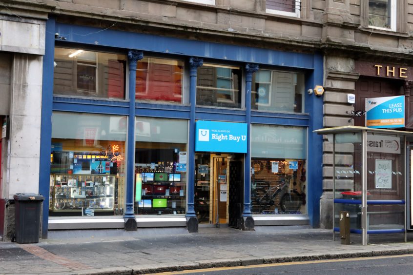Pawn Shop In Dundee To Close With Loss Of Five Jobs Evening Telegraph