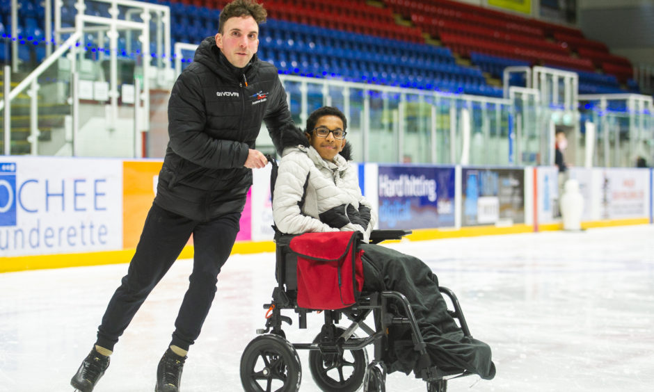 IN PICTURES Breakthrough kids take over Dundee Ice Arena for Christmas