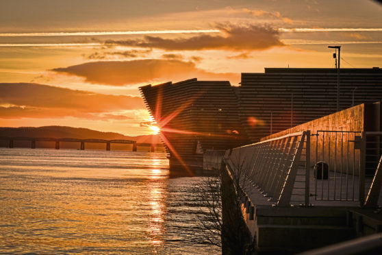 The sun sets on the River Tay. (Stock image).