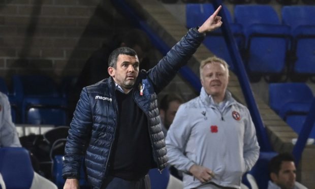 St Johnstone boss Callum Davidson instructs his team from the touchline.