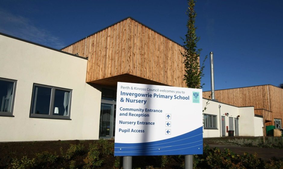 Invergowrie pupils would not be automatically eligible for a place at Harris Academy