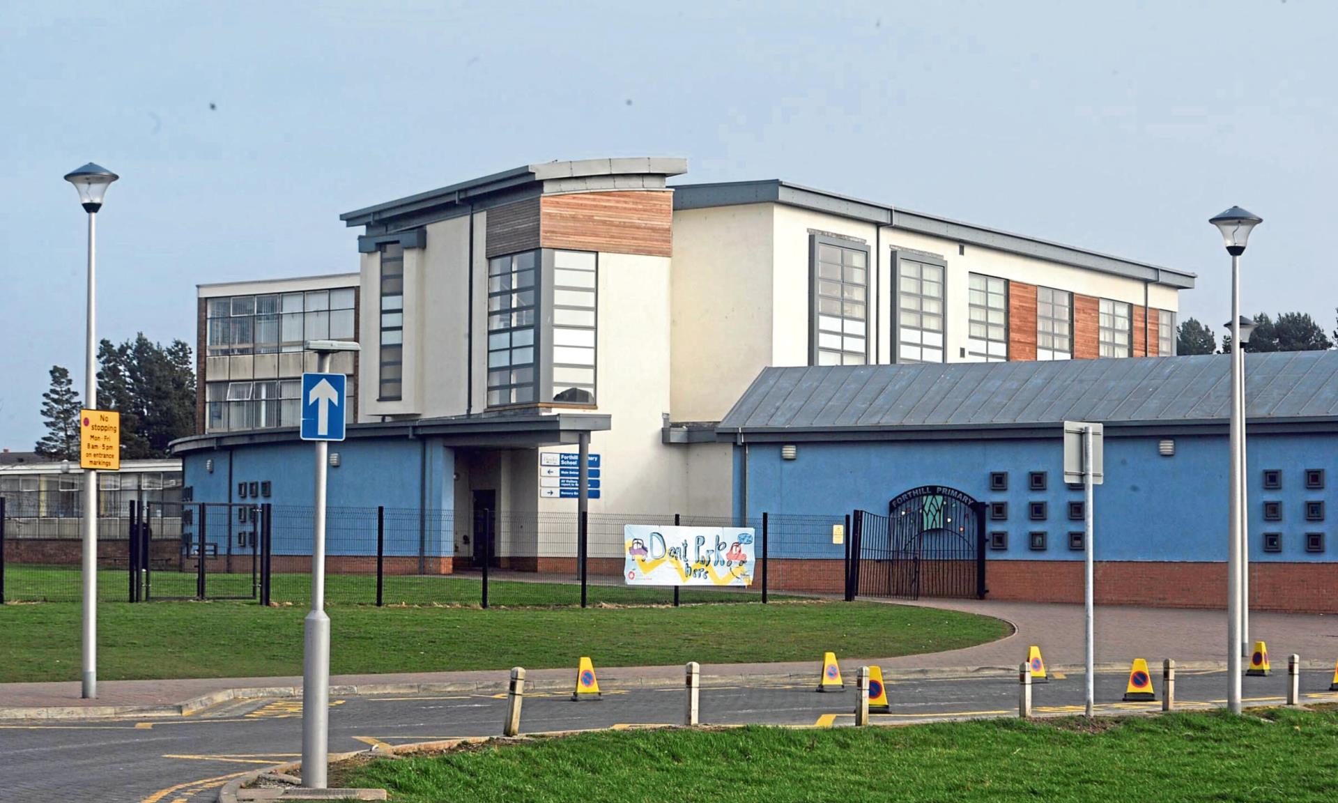 More Covid-19 cases linked to schools across Dundee and Fife - Vimarsana News