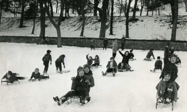 Sledging at Lochee Park in December 1973.