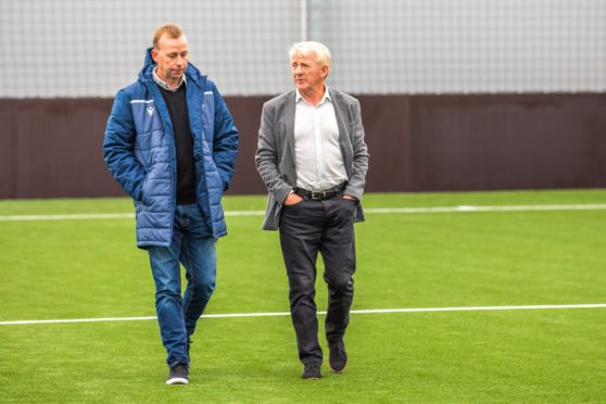 Dundee head of academy Stephen Wright and technical director Gordon Strachan.