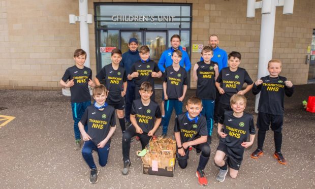 Kirkcaldy footballers NHS donation