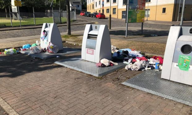 Recycling bins Stobswell