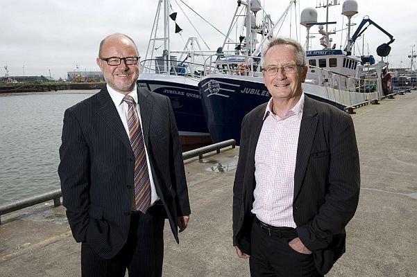 Left-right: Simon Dwyer, managing director of Seafox Management Consultants Ltd, with Nicholas Riley, senior lecturer, School of Engineering, University of Hull.