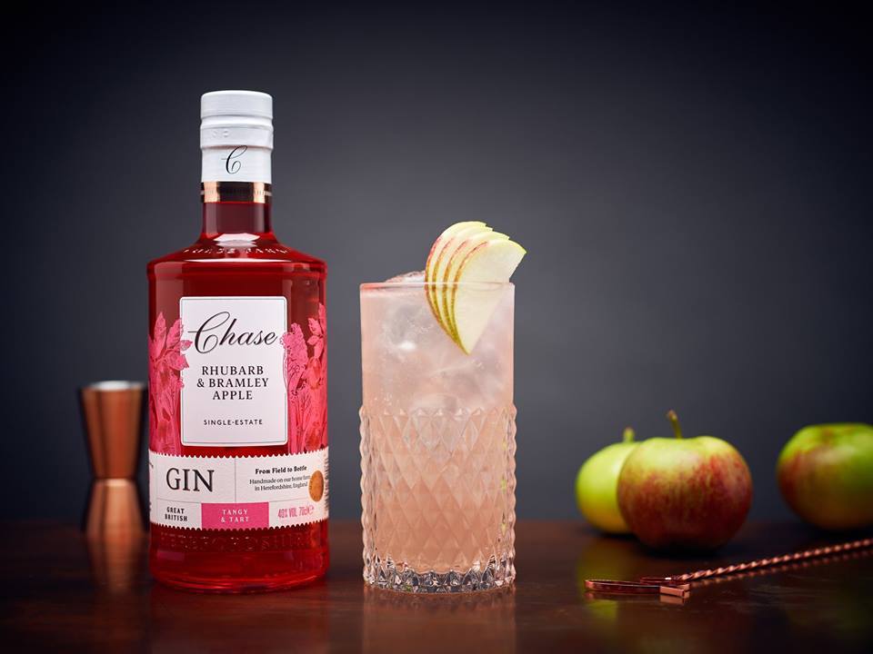 Rhubarb and Apple Gin Is Just Perfect for Autumn | Gin Kin