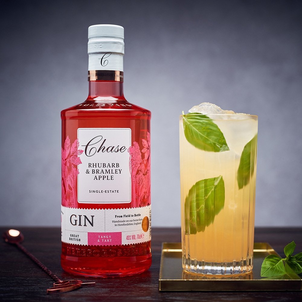 Rhubarb and Apple Gin Is Just Perfect for Autumn | Gin Kin