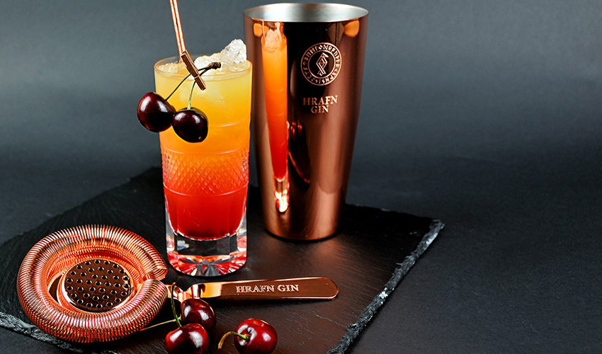 christmas gin cocktails