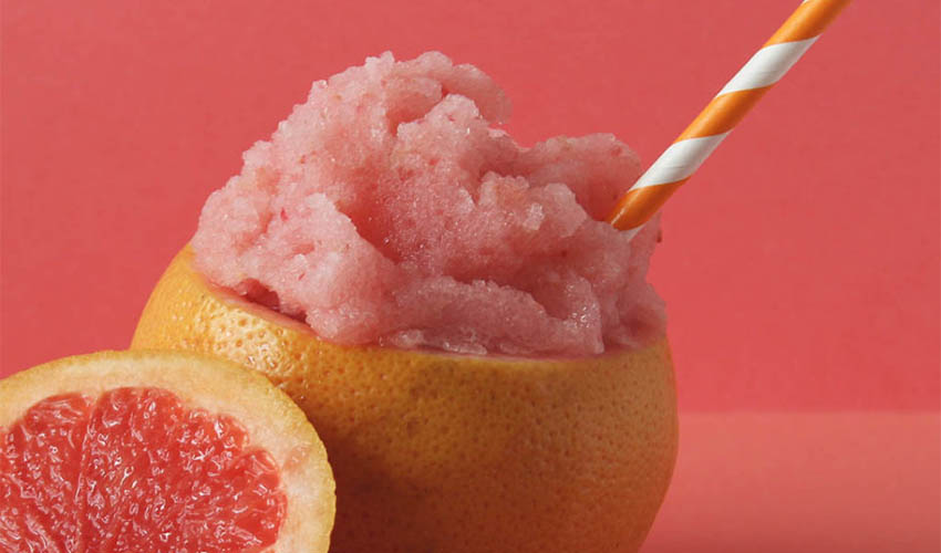 slush2 Featured Image for A Frozen Gin and Pink Grapefruit Slushie Is the Perfect Way to Cool Down in Style