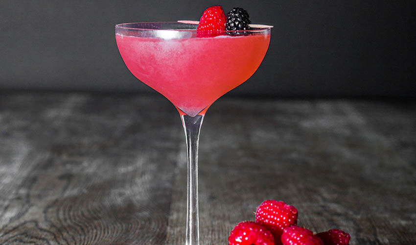 Pink Gin Martini 3 Updates on a Classic The Gin Kin
