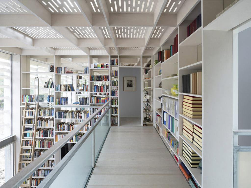 sustainable tracker shed home