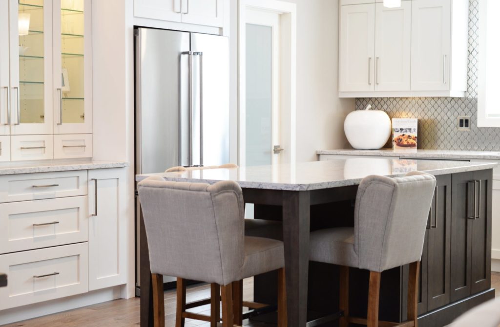 kitchen ideas with dark cabinets