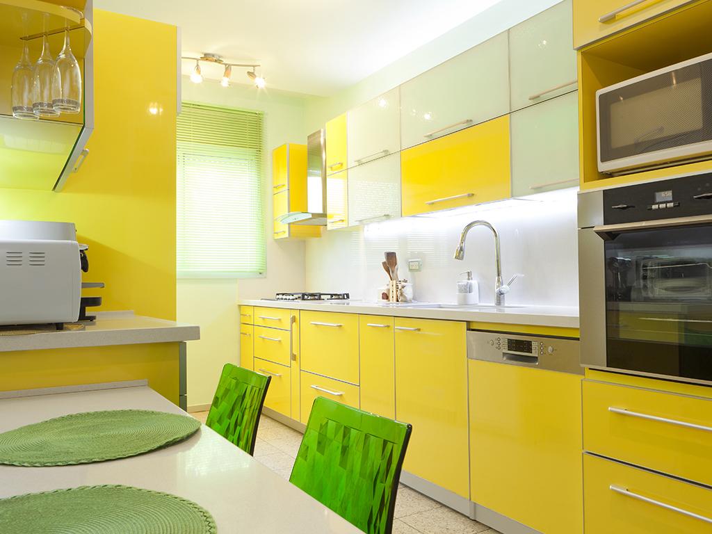 yellow kitchen ideas