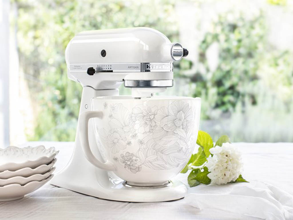 kitchenaid-have-an-exclusive-floral-mixer-with-harrods-inspiralist