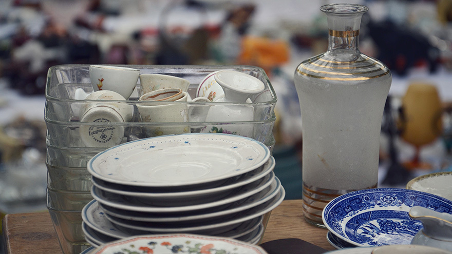 Flea market on Place du Jeu de Balle in Brussels