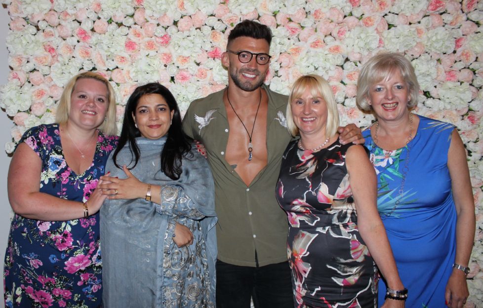 Fiona Sweeney, Asma Yasin, Jake Quickenden, Andrea Brookshaw, Louise Elliott ar Francis House Ladies Lunch