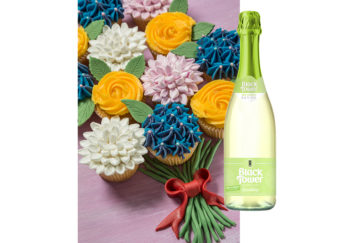 Cupcake bouquet and sparkling wine