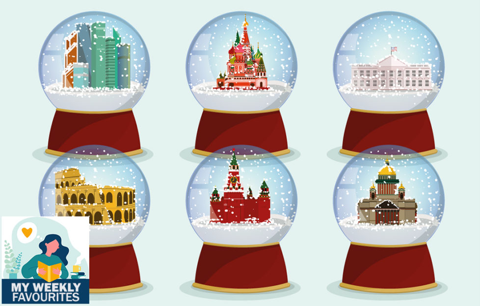 6 snowglobes with local tourist attractions inside including Coliseum