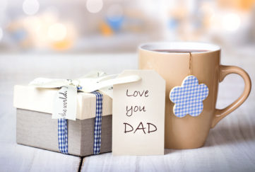 Father's day gift and mug Pic: Shutterstock