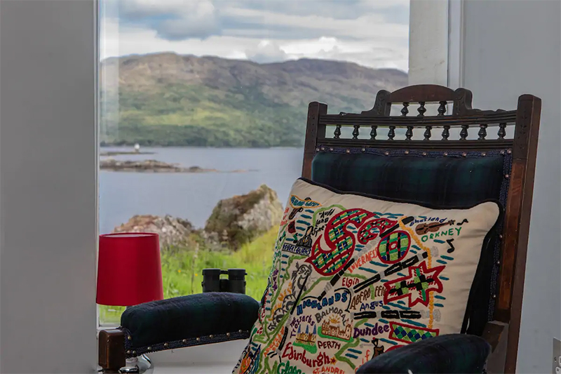 Unusual Airbnbs Scotland Lighthouse Keepers Cottage
