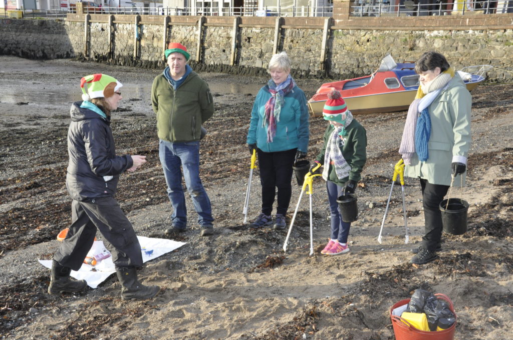 A creative beach clean-up took place on Sunday, which involved answering questions and picking up plastic. 17_T48_WinterFestivalSunday02