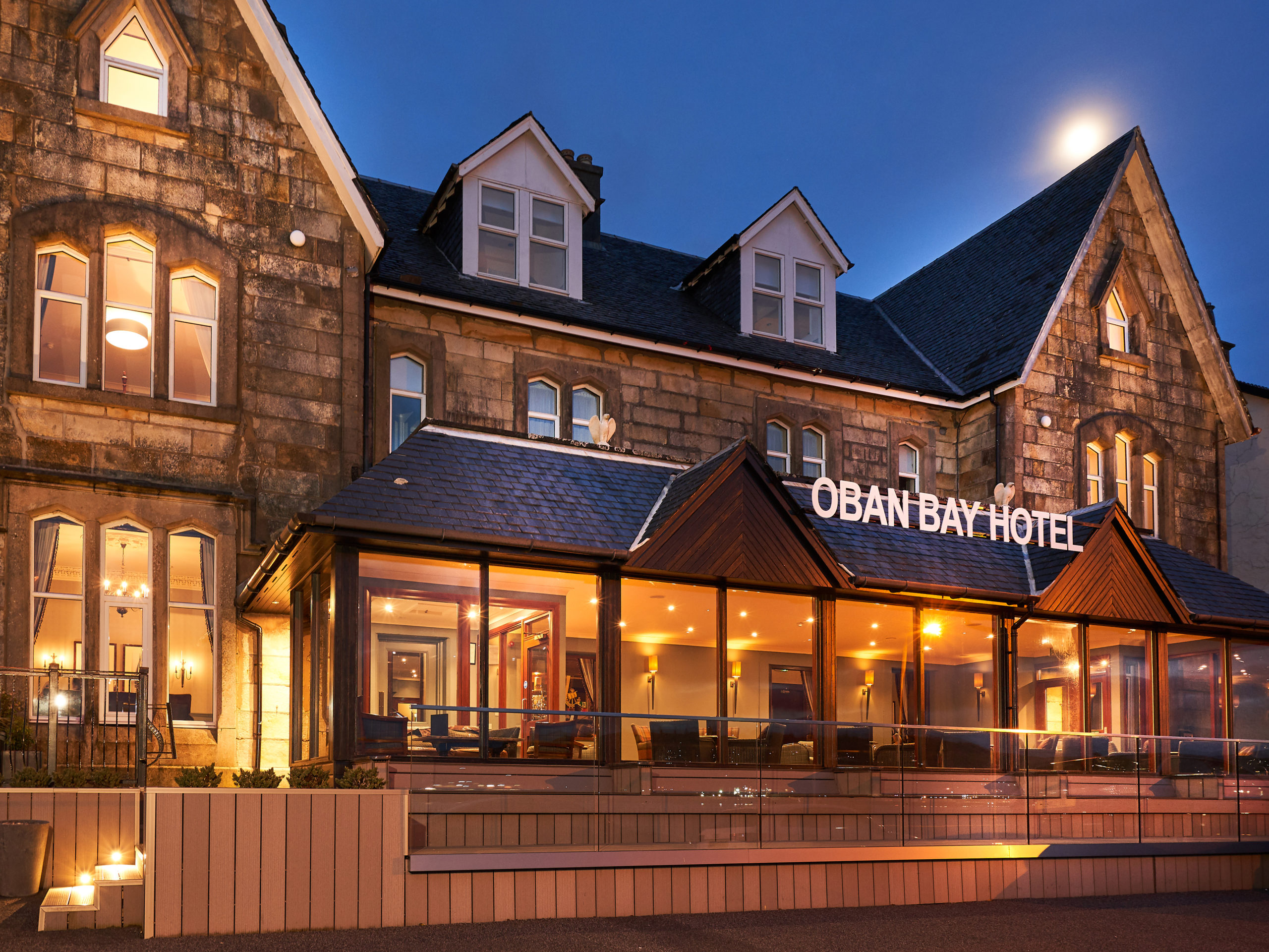 Hotel Welcomes Heroes To Oban | The Oban Times