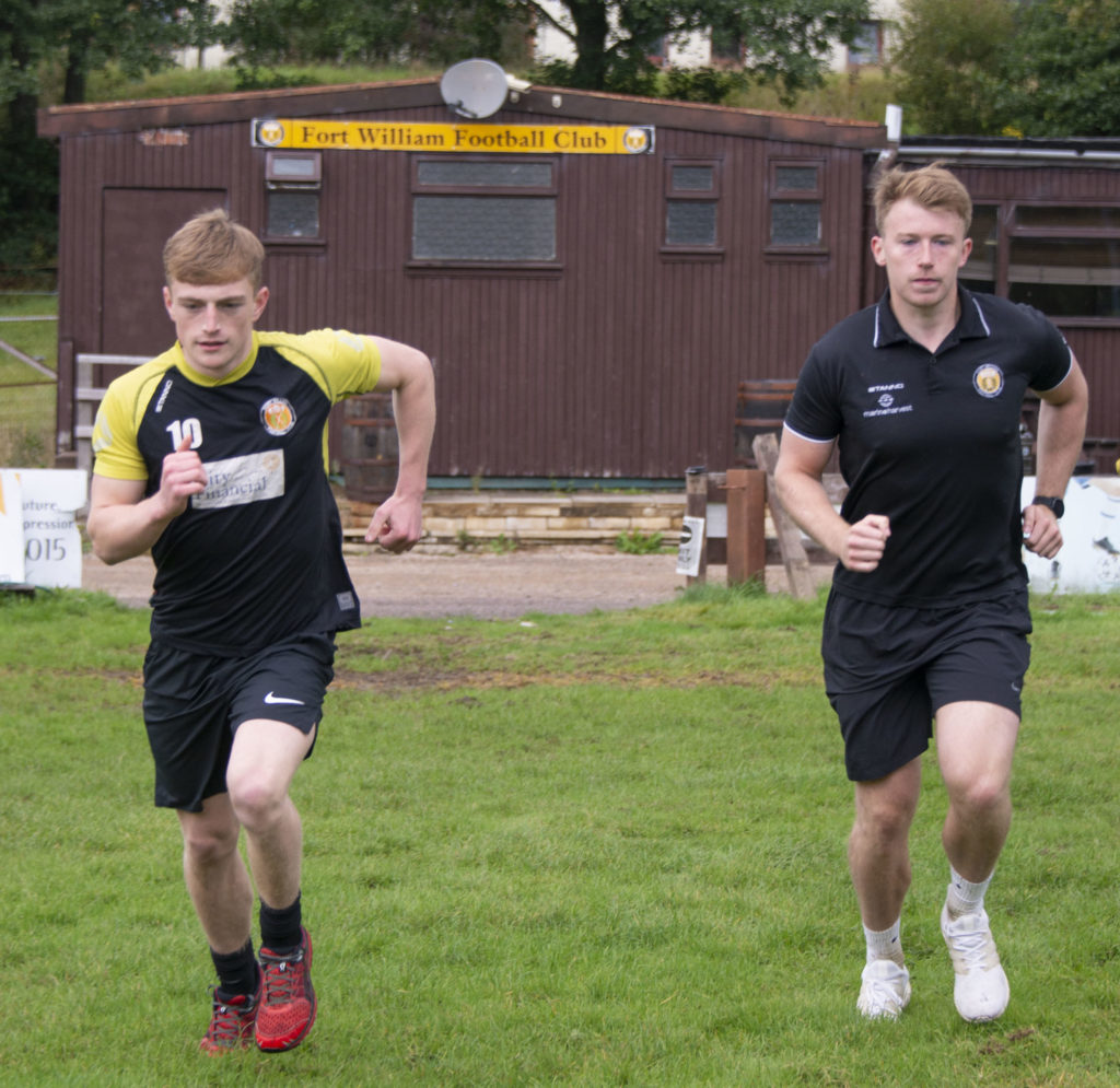 NO F 37 Fort FC training 01