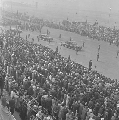 Crowd at Forth Road Bridge opening ceremony