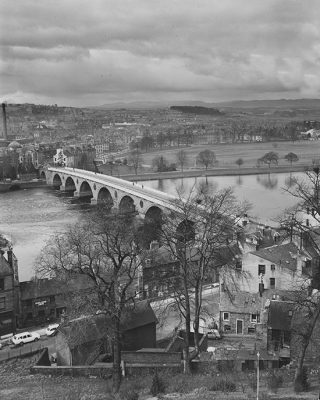 H313 Perth 1966-1969 1968-03-00 00_07 (C)DCT Perth View over North Inch