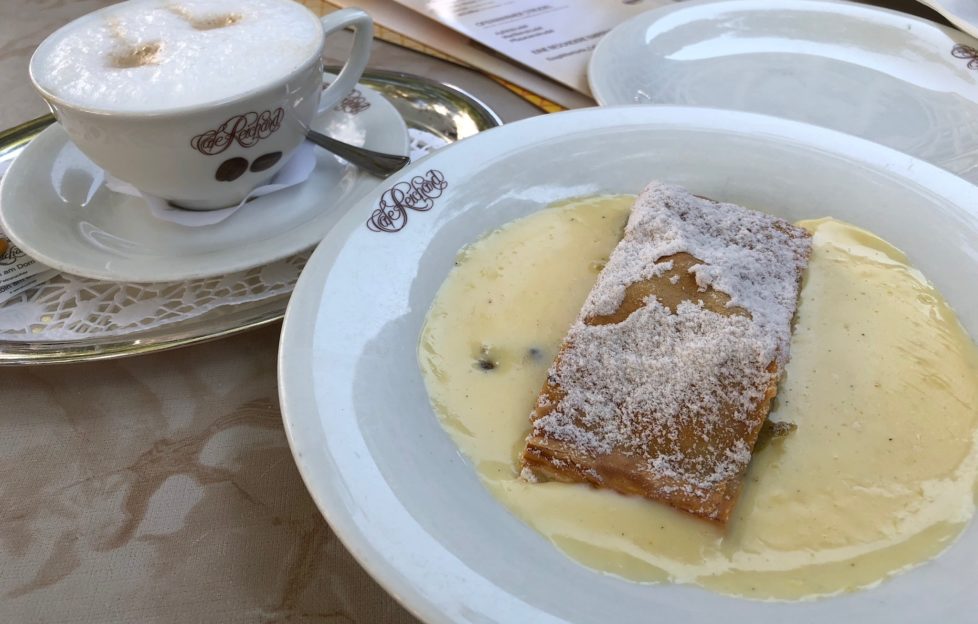 Apfel strudel