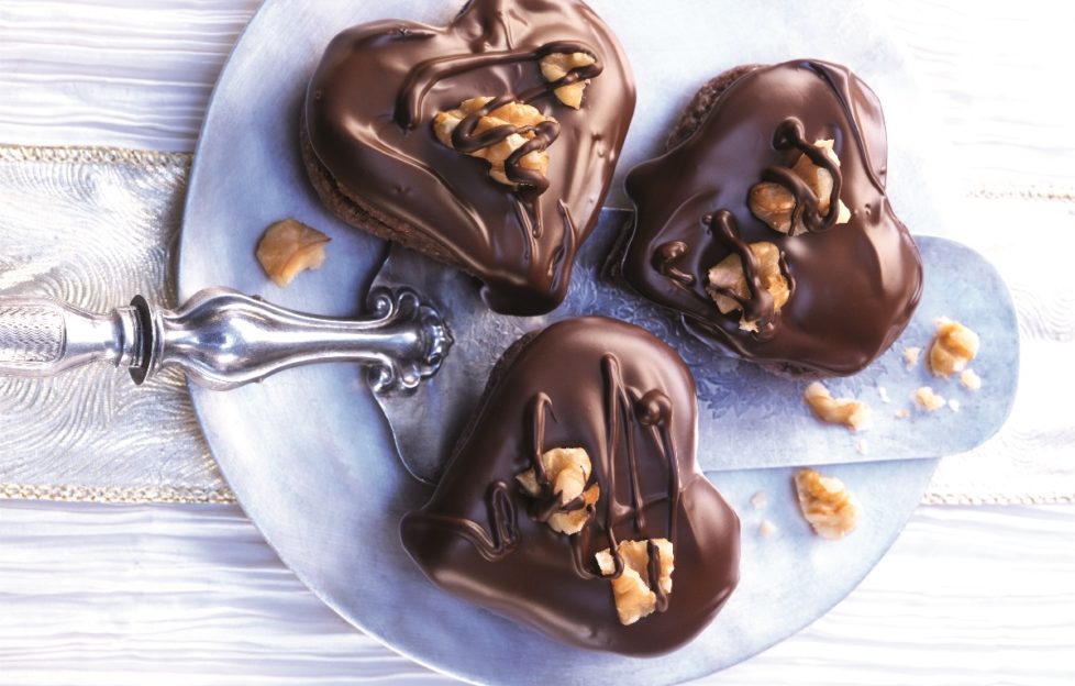 walnut cookie hearts