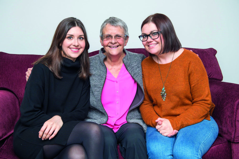 Living with dementia: Wendy and her daughters