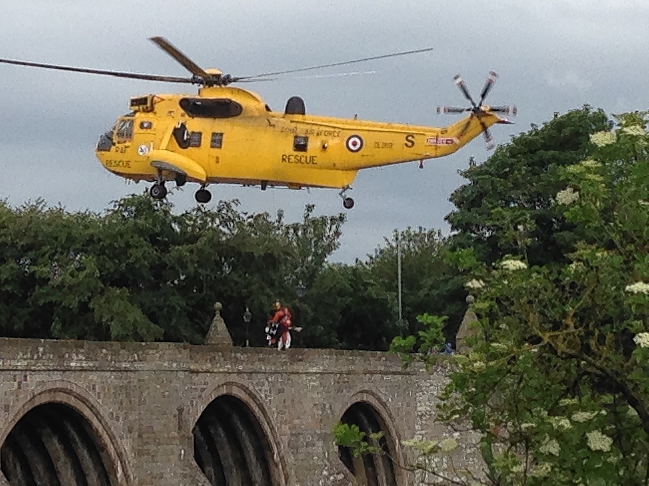 Rescue drama at the Bridge of Dee