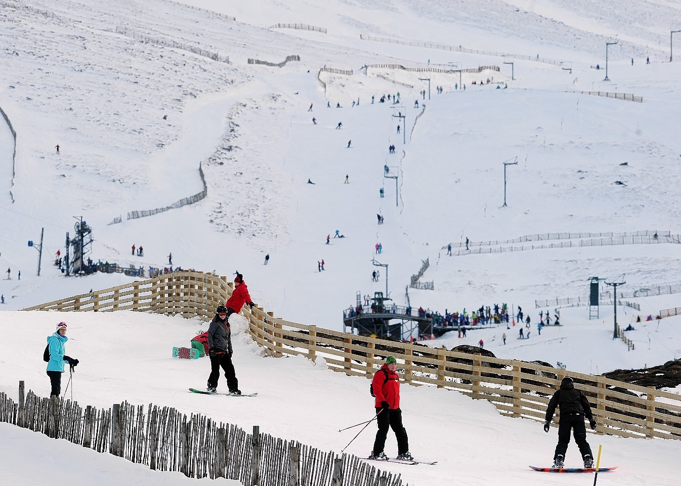Cairngorm skiers